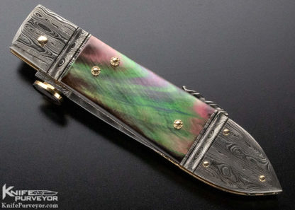 Jim Schmidt Custom Knife 14kt. Gold Lined Damascus and Black Lip Pearl Lockback - Image 4