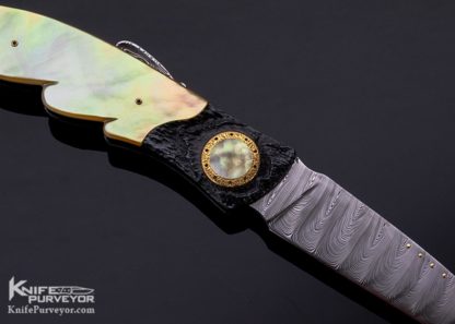 Howard Hitchmough Custom Knife Damasteel, Blued Textured Steel with Gold Lip Pearl Inlaid Gold Pivot & Gold Lip Pearl Midlock - Image 5