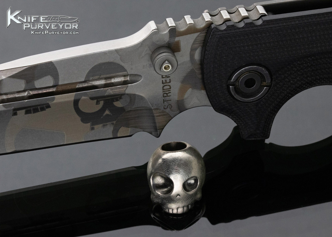 Strider Custom Knife Dauntless with Skulls on Blade and Frame - Image 9