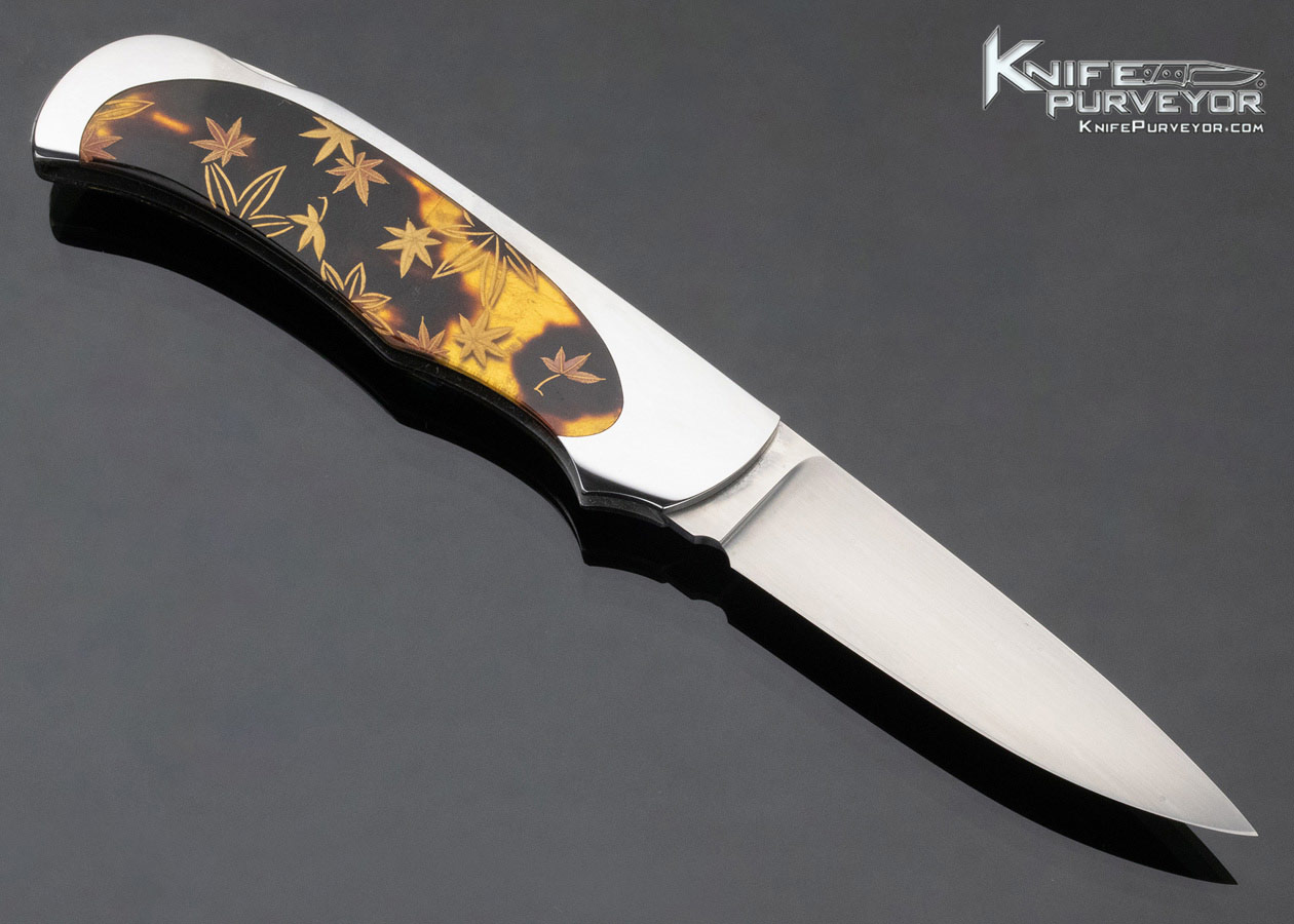 Shun Fujikawa Custom Knife "Falling Leaves" Amber Scales with 24Kt Gold Lockback - Image 4