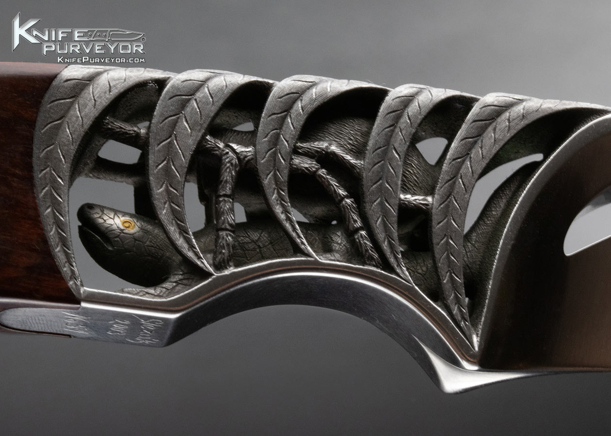 Ian Slezak Custom Knife Tarantula Killing Gecko #51 2003 Carved Fixed Blade with Carved Snakewood Handle - Image 5