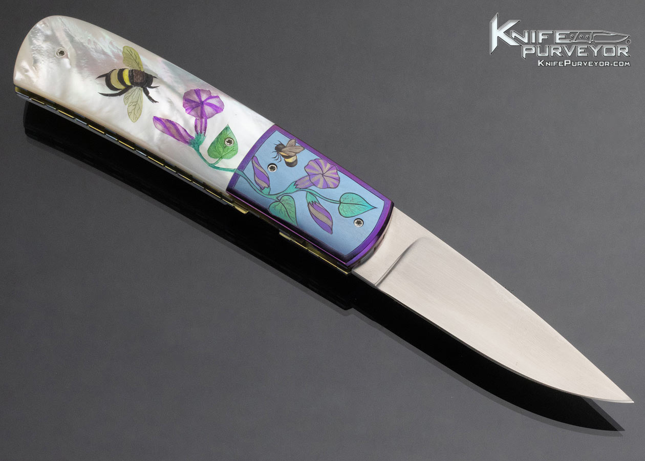 Stan Fujisaka Custom Knife Solvang 2007 "Birds and Bees" Judy Beaver Engraved and Scrimshawed Pearl Linerlock - Image 3