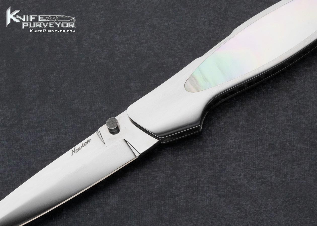 Larry Newton Custom Knife South Sea Gold Lip Pearl Interframe Front Lock - Image 2