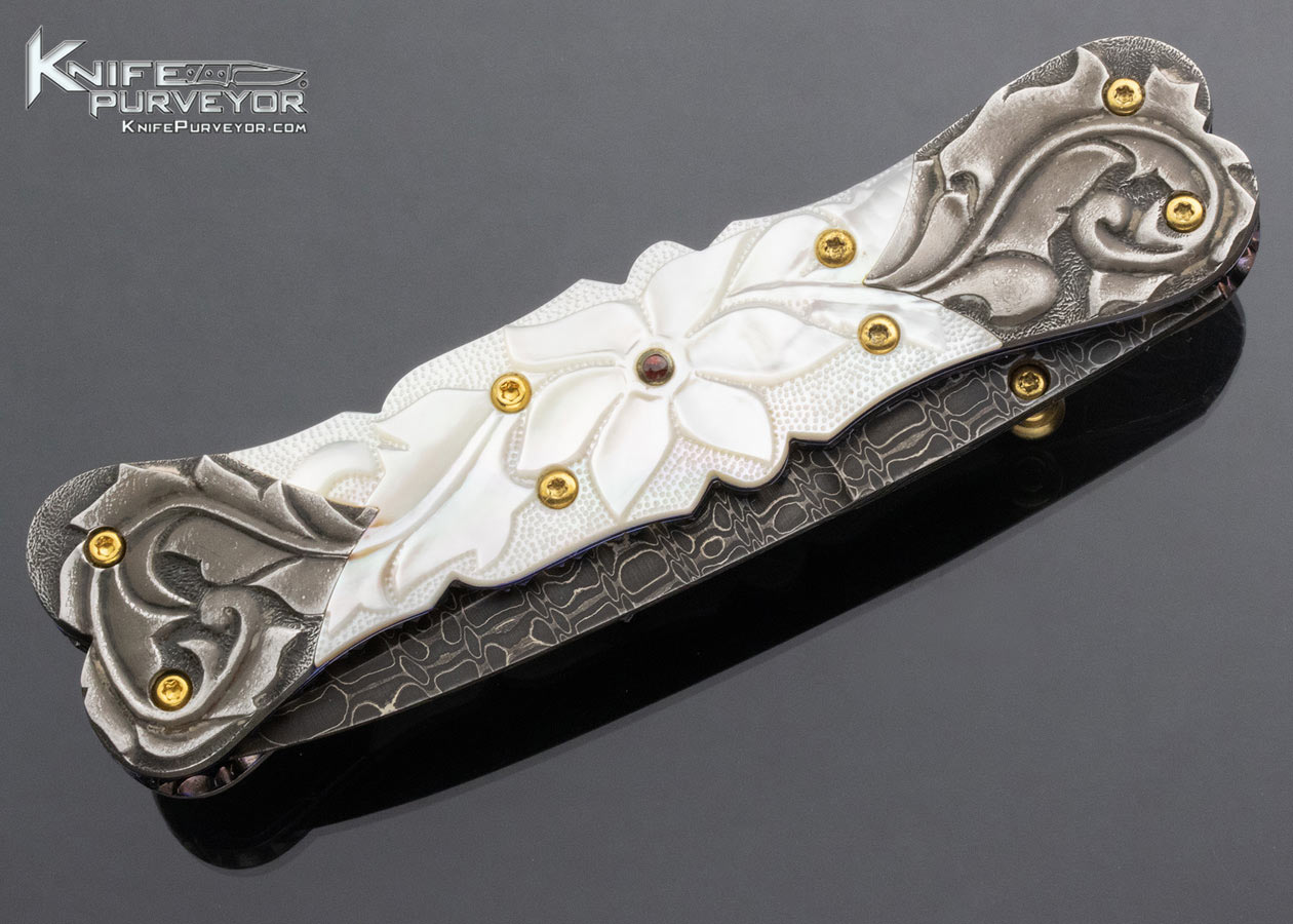 Suchat Jangtanong Custom Knife Fluted Pearl and Damascus Linerlock - Image 3