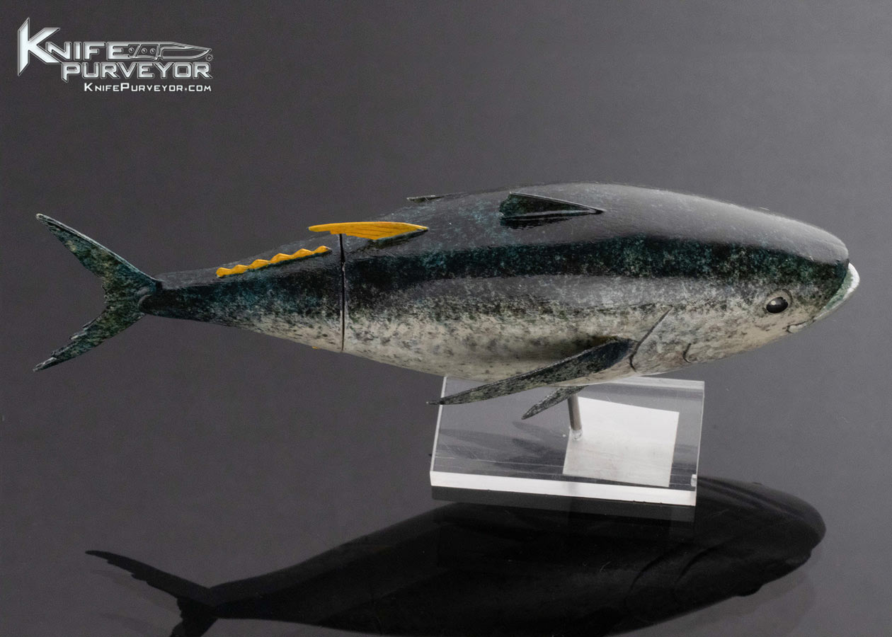 Tsuguo Kurosawa Custom Knife Painted Carved Tuna and Lacquered Wood Handle - Image 3