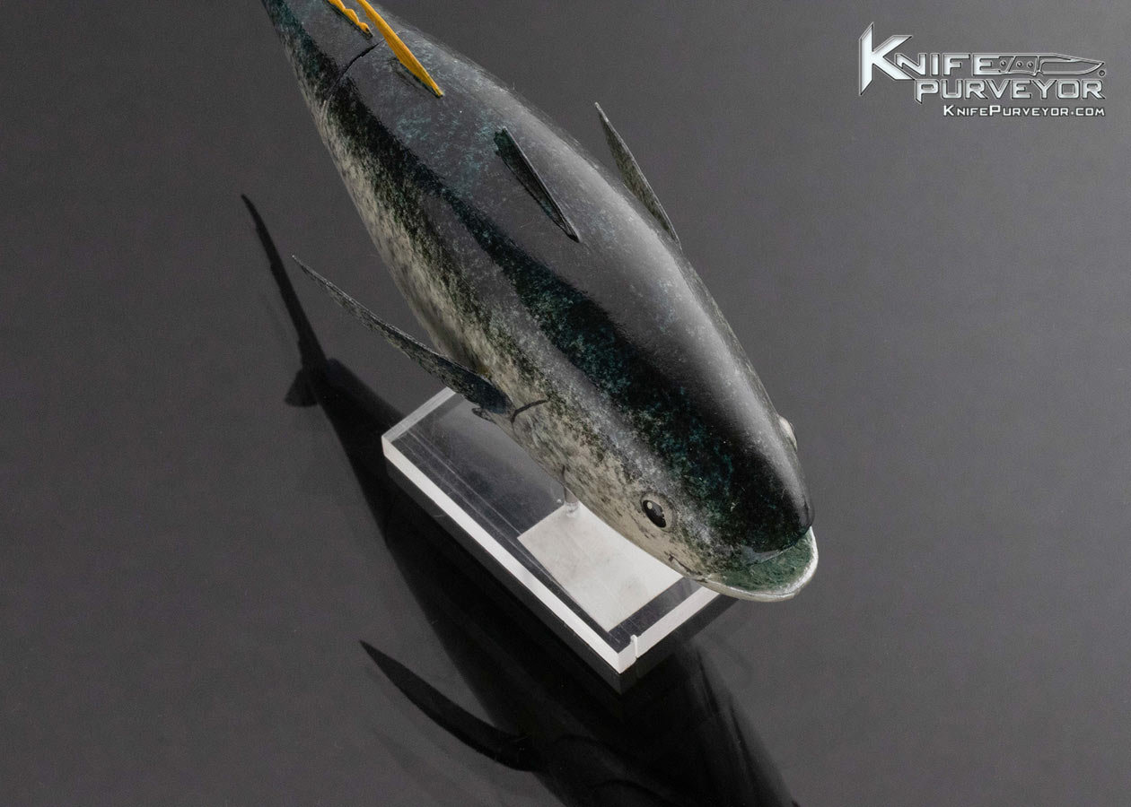 Tsuguo Kurosawa Custom Knife Painted Carved Tuna and Lacquered Wood Handle - Image 2