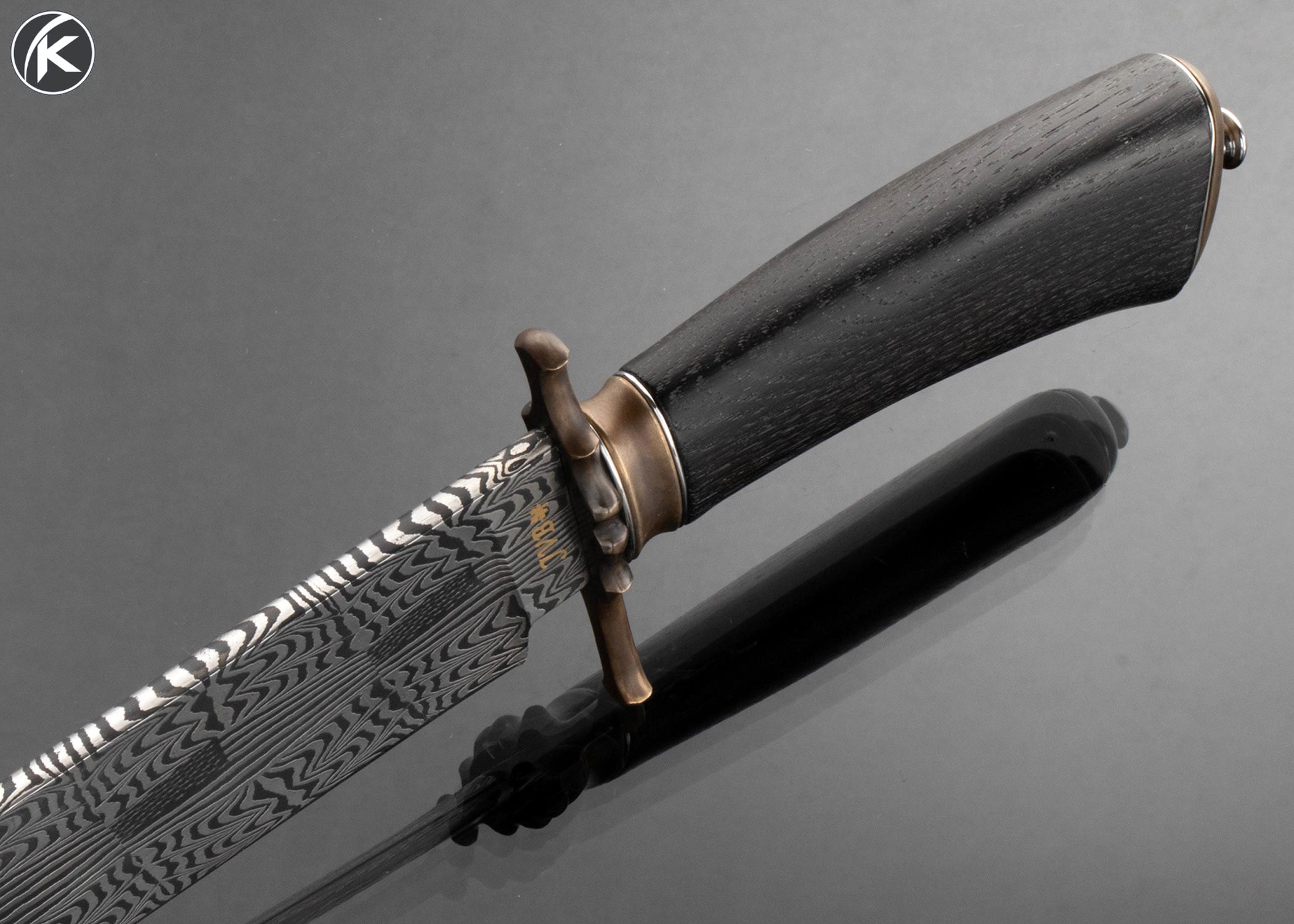 Jacco Van de Bruinhorst Custom Knife Sole Authorship Mosaic Damascus Stars and Stripes Take Down Bowie with Bog Oak and Bronze and Stainless Fittings - Image 5
