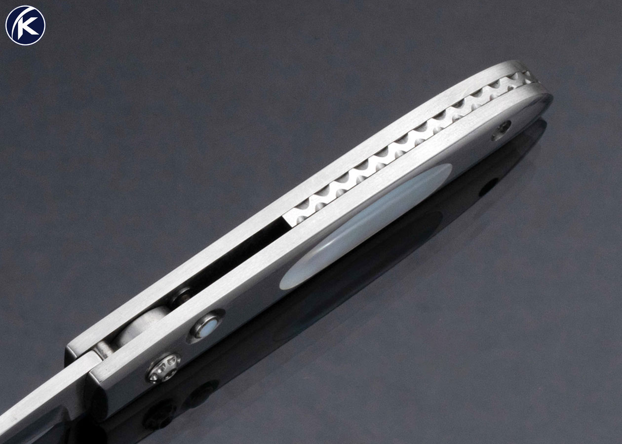 Mel Pardue Custom Knife Mother of Pearl Interframe Button Lock Automatic - Image 4