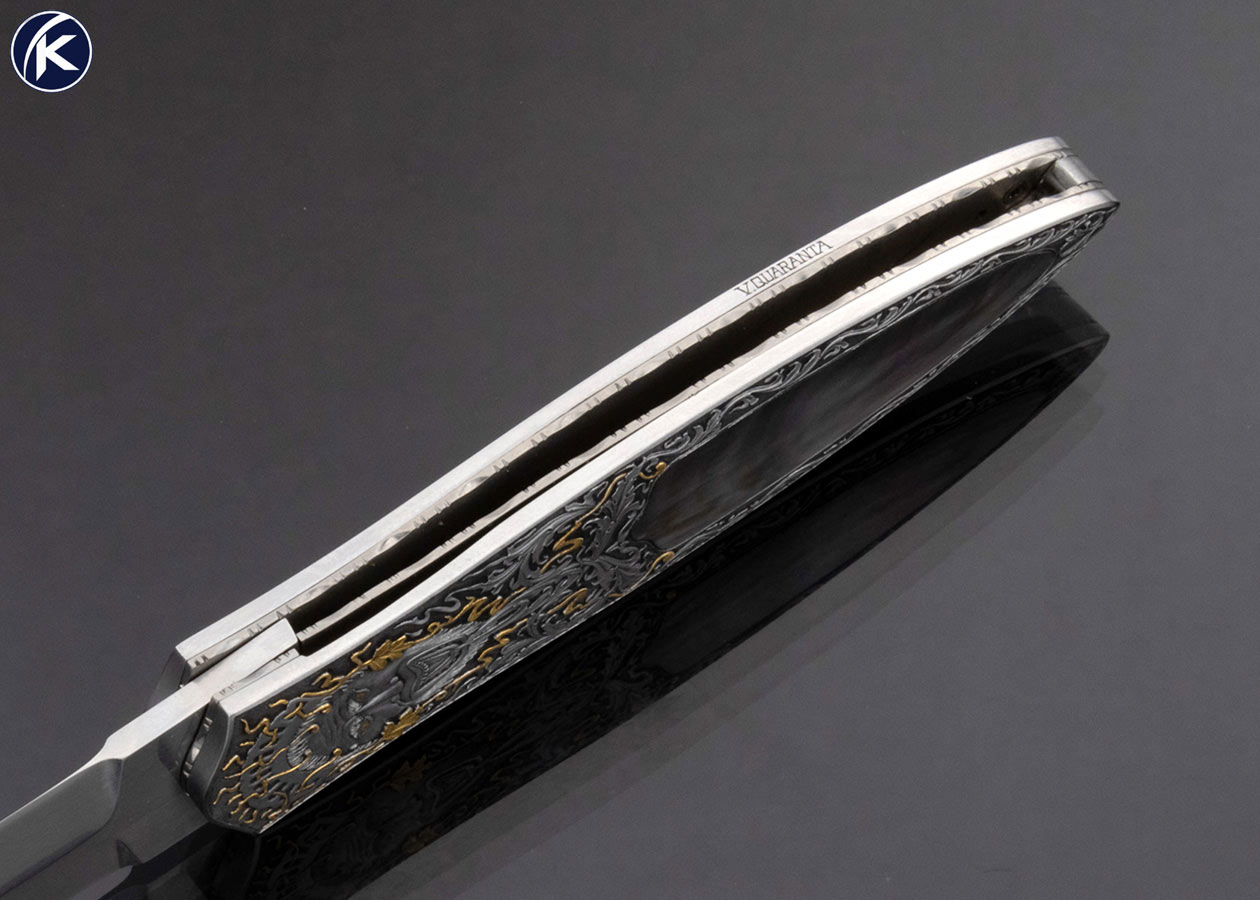Giuseppe Pala Custom Knife Vitali Quaranta Engraved Black Lip Pearl Interframe Linerlock Dagger - Image 6