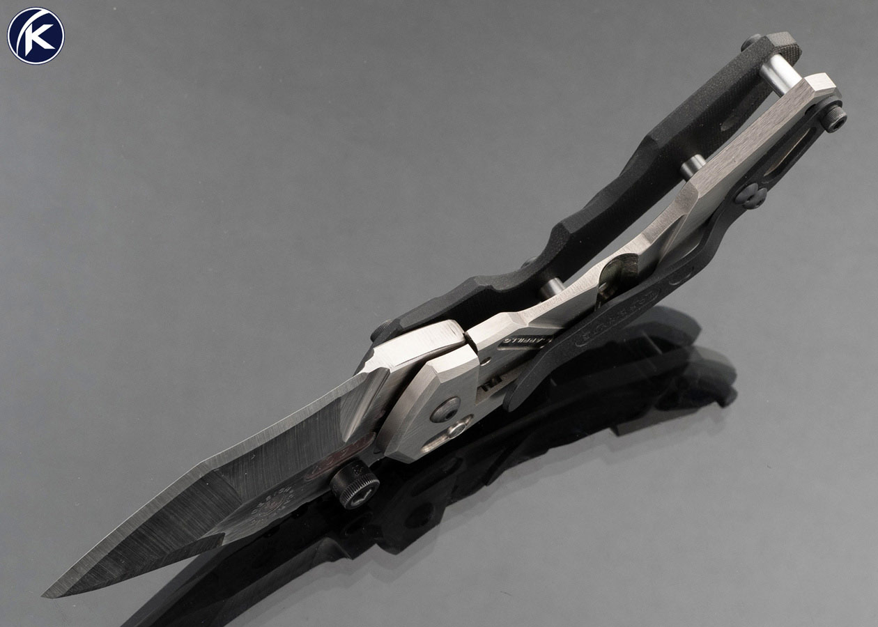 Dwaine-Carrillo-Custom-Knife-“SKOR-PIN”-Black-G10-and-Titanium-Scales-with-Pelican-Case-17504
