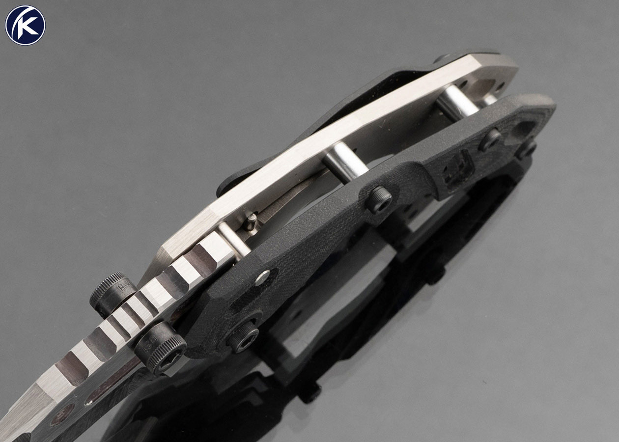 Dwaine-Carrillo-Custom-Knife-“SKOR-PIN”-Black-G10-and-Titanium-Scales-with-Pelican-Case-17504