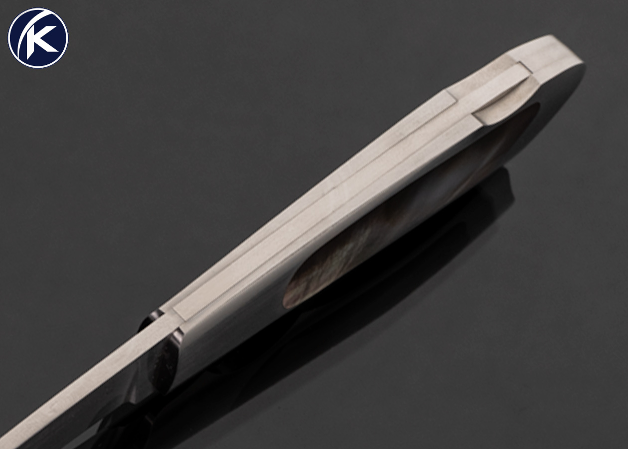 Carol Gurganus Custom Knife Black Lip Pearl Interframe Lockback Folder - Image 4
