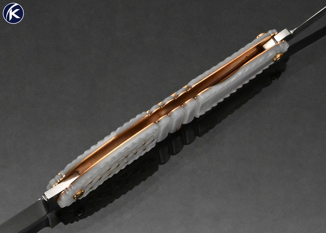 Tomohari Hamada Custom Knife Piqued Mother Of Pearl Scales with 18kt Escutcheon and Pins 2 Bladed Half Stop Slip Joint