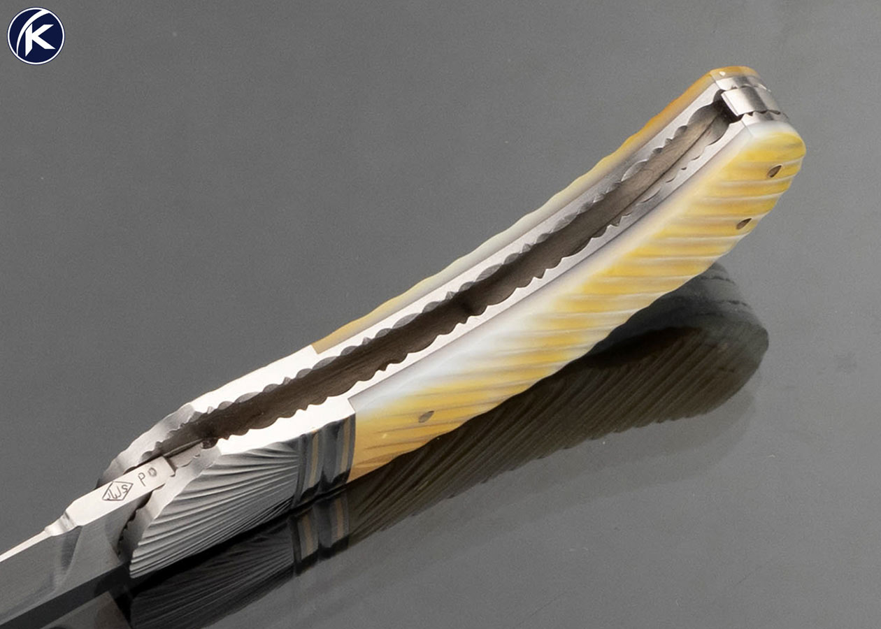John W. Smith Custom Knife Fluted Bolsters with 18kt Gold Inlays and Pins with Fluted Gold Lip Pearl Lockback - Image 5