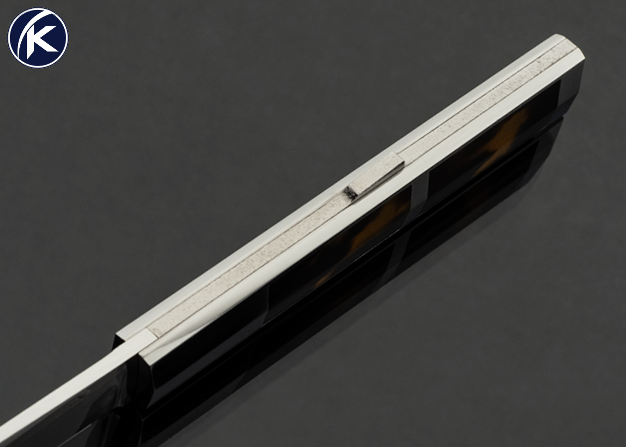 Jean Pierre Sucheras Custom Knives Amber Interframe Midlock Dagger - Image 4