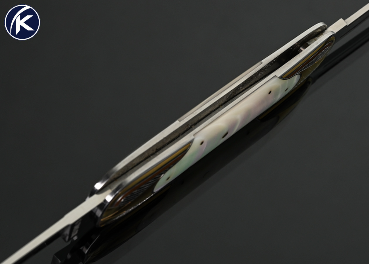 C. Gray Taylor Custom Knife Green Seasnail Shell 2 Blade Slipjoint Engraved by Tim George - Image 4