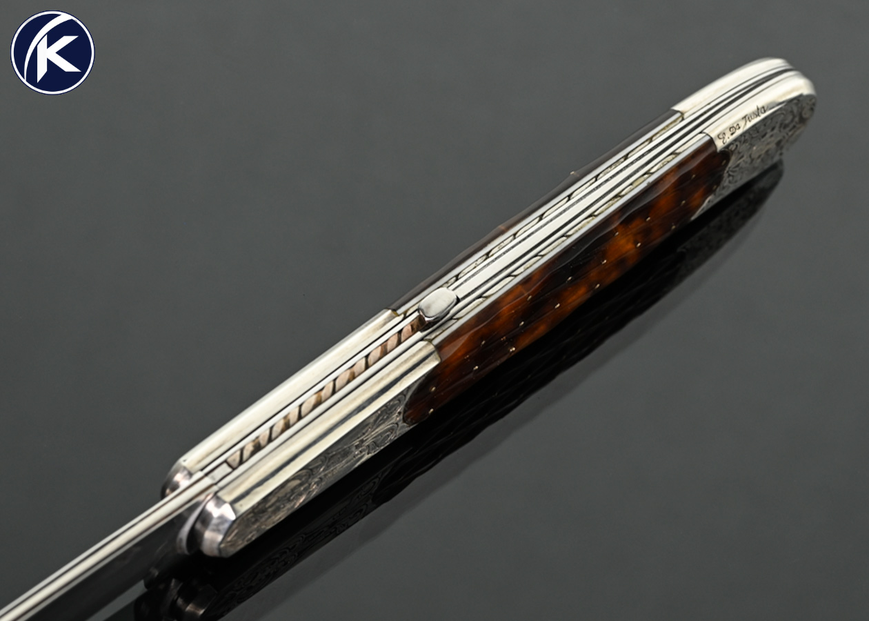 Jean Pierre Sucheras Custom Knife Elizabeth Da Justa Engraved Piqued Amber Front Lock Folding Fruit Knife - Image 4