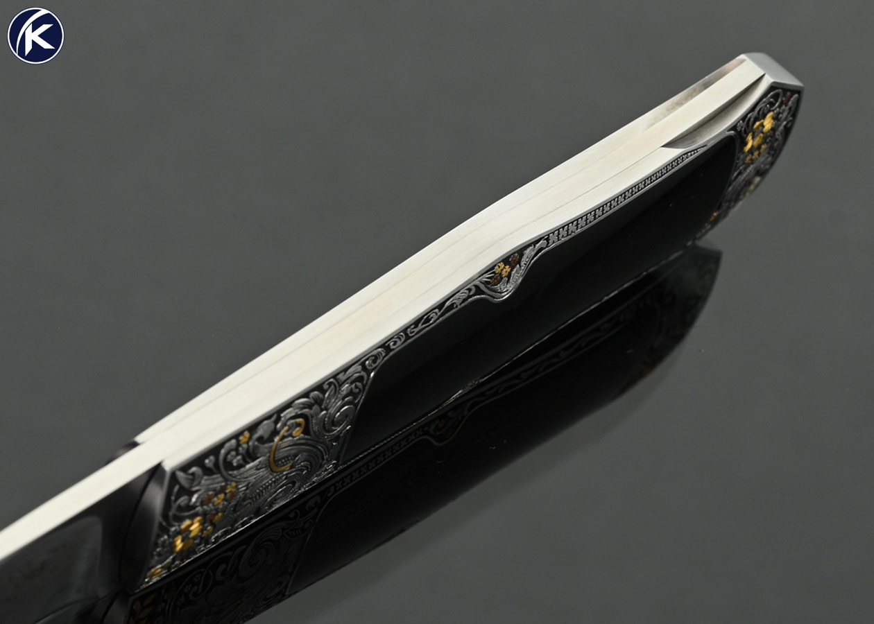 Steve-Hoel-Custom-Knife-Edwards-Black-Jade-Coke-Bottle-Lockback-Folder-Engraved-by-C.J.-Cai-