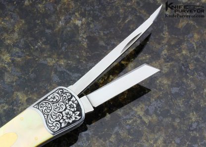 C. Gray Taylor Custom Knife Simon Lytton Engraved 3 Bladed Slipjoint with South Sea Gold Lip Pearl and 14Kt Gold Escutcheon and Pins - Image 3