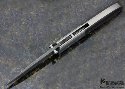 Kit Carson Custom Knife Small Model 4 With Mike Norris "Fire Clone" Damascus And Carbon Fiber - Image 4