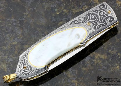 Salvatore Puddu Custom Knife "Duca" Engraved by Gianni Abraini Mother of Pearl Shell with Diamonds and Gold Inlays Lockback - Image 4