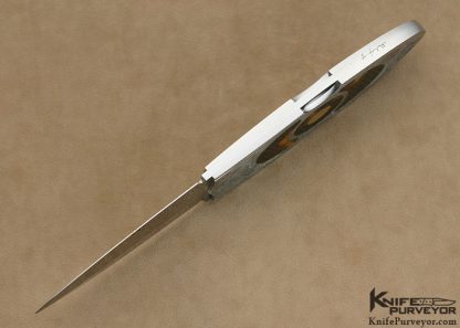 Antonio Fogarizzu Custom Knife Pique Exotic Material Interframe with 18Kt Gold Escutcheon Lockback Dagger Engraved by Gianfranco Pedersoli - Image 6