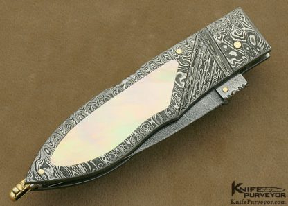 Barry Davis Custom Knife Sole Authorship Damascus & Fluted Mother of Pearl Goldlip Shell Interframe Lockback - Image 3