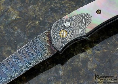 Darrel Ralph Custom Knife DDR Damascus & Black Lip Pearl Shell Automatic Linerlock with File Worked 18K Gold Spine - Image 2