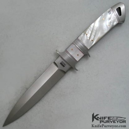 8 aug 2017 Dietmar Kressler Custom Knife: Mother of Pearl Subhilt Boot
