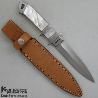 8 aug 2017 Dietmar Kressler Custom Knife: Mother of Pearl Subhilt Boot - Image 2