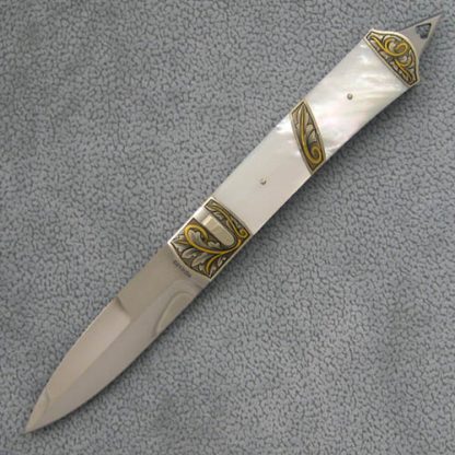 Durvyn Howard Custom Knife Mother of Pearl Automatic Engraved by Ron Skaggs