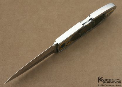 Antonio Fogarizzu Custom Knife Piqued Black Lip Tahitian Pearl Shell Interframe Lockback Dagger "Art Deco Women" Engraved by Tim George - Image 5
