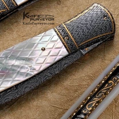 John W. Smith Custom Knives Checkered Pearl Linerlock Dagger with Blued Sole Authorship Damascus with 24 Kt Gold Inlays - Image 5