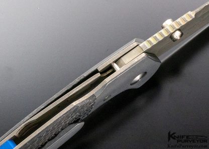 Jesse Jarosz Custom Knife "Pulsar" Top Linerlock with Blue Lightning Strike Carbon Fiber - Image 7