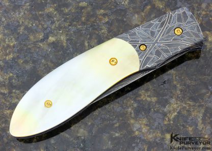 Johnny Stout Custom Knife Devin Thomas "Roses & Vines" & Robert Eggerling Damascus and Gold Lip Pearl Linerlock - Image 3