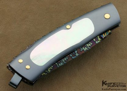 Kaj Embretsen Custom Knife South Sea Gold Lip Pearl Shell Interframe Blued Sole Authorship Damascus Lockback Folder - Image 3