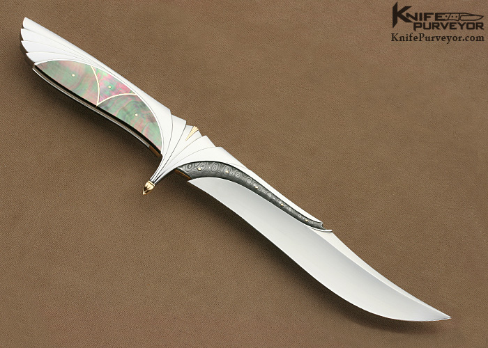 Ken Steigerwalt Custom Knife Fluted Steel, Black Lip Tahitian Pearl Shell Fighter with 18Kt Gold Spacers and Pins - Image 4