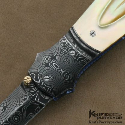Larry Newton Custom Knives South Sea Goldlip Pearl and Damascus Linerlock - Image 2