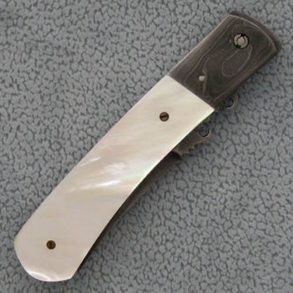 Ralph Selvideo Custom Knife: Mother of Pearl Automatic Linerlock - Image 2