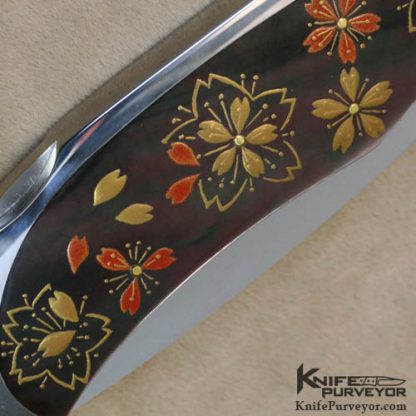 Shun Fujikawa Custom Knife Blacklip Tahitian Pearl Shell Lockback with 24Kt Gold Makie Overlays - Image 4