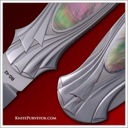 Tom Overeynder's Custom Knife: Blacklip Pearl Interframe Lockback Dagger Engraved by Amayak Stepanyan - Image 2
