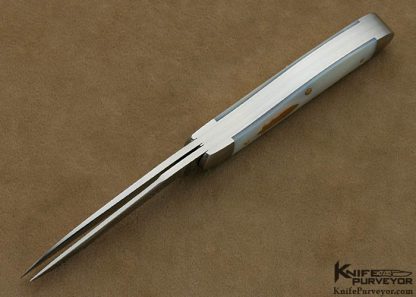 Tom Overeynder Custom Knife Model 26 "Serpentine Trapper" Slip Joint Mother of Pearl Shell with 18Kt Rose Gold Pins & Shield - Image 5