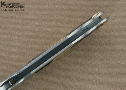 Michael Walker & Wolfgang Loerchner Custom Knife Collaboration Damasteel, Fluted Black Lip Tahitian Pearl Shell & Fluted Solid 14Kt Gold Inlaid Blade Lock - Image 6