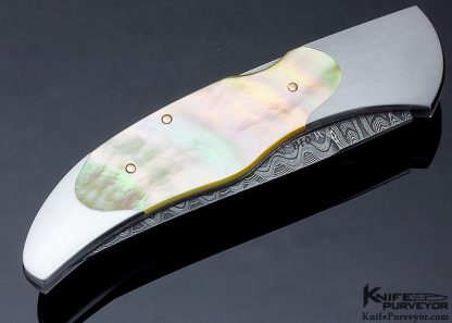 Warren Osborne Custom Knife Persian Gold Lip Pearl Shell & Mike Norris Stainless Damascus Lockback - Image 4