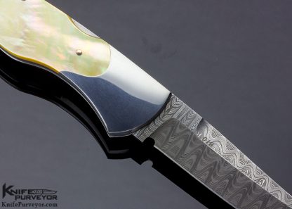 Warren Osborne Custom Knife Persian Gold Lip Pearl Shell & Mike Norris Stainless Damascus Lockback - Image 3